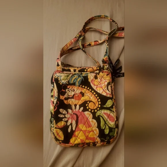 VERA Bradley Disney Mickey Mouse Crossbody Bag - Picture 2 of 8